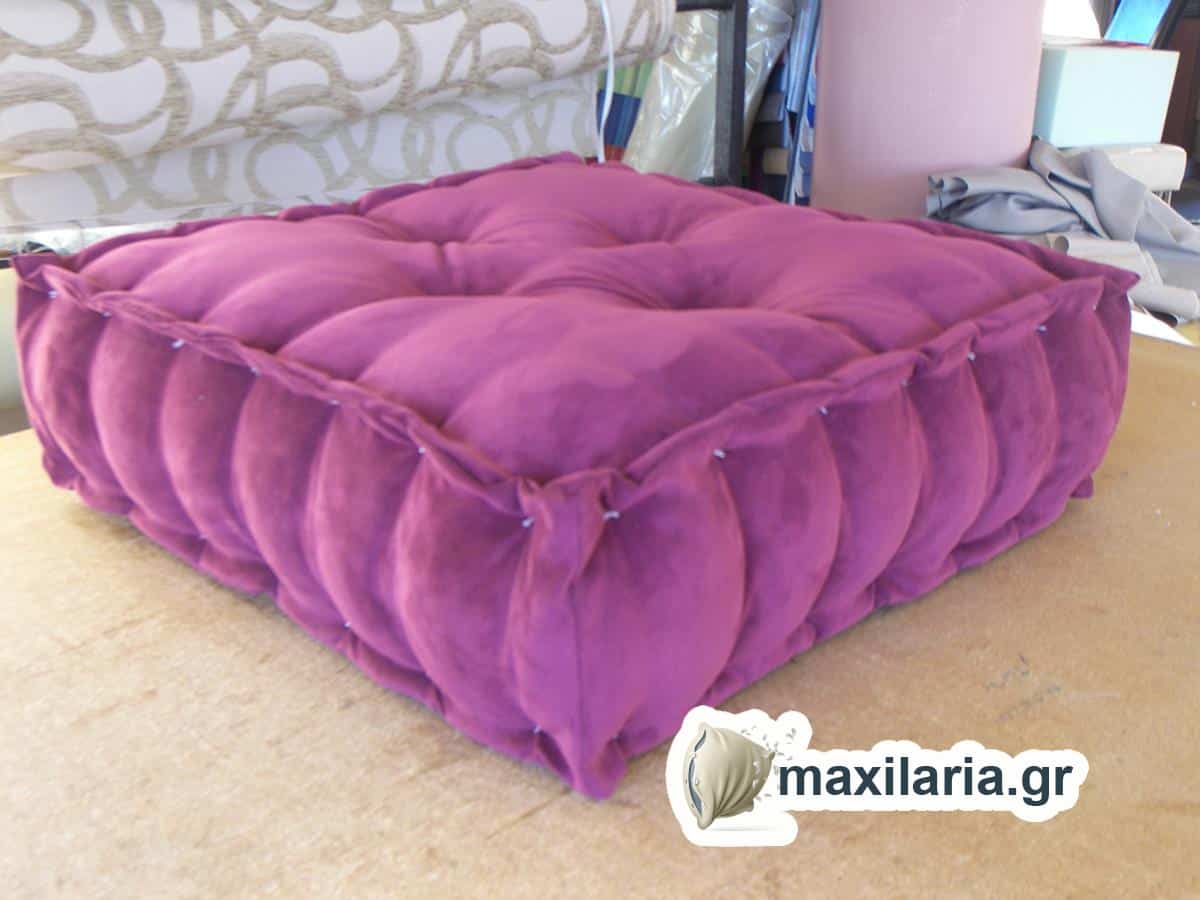 Decorative cushions – Puffs